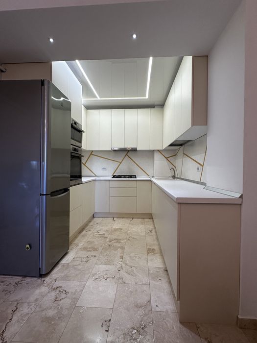 Vând mobilier de bucătărie