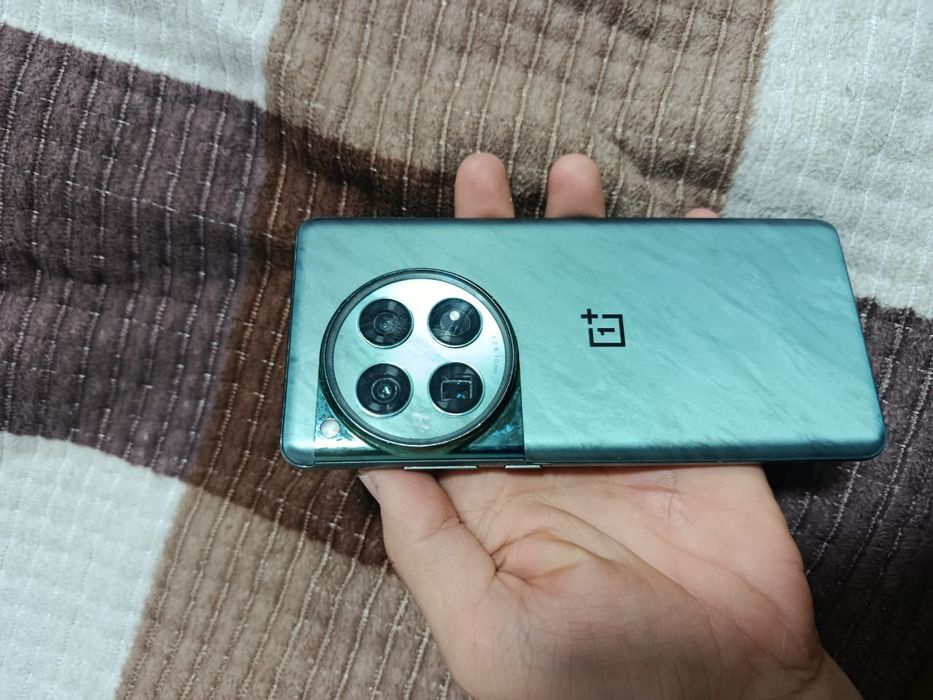 OnePlus 12 16/512