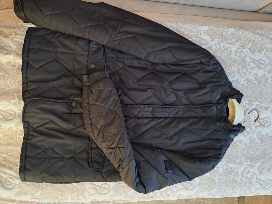 Продам куртку,б/у  стала мала