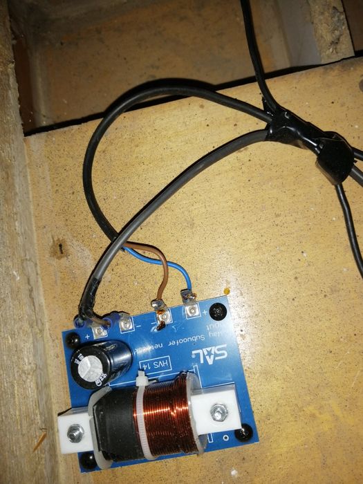 Bass 15 inch și putere interM R150 plus