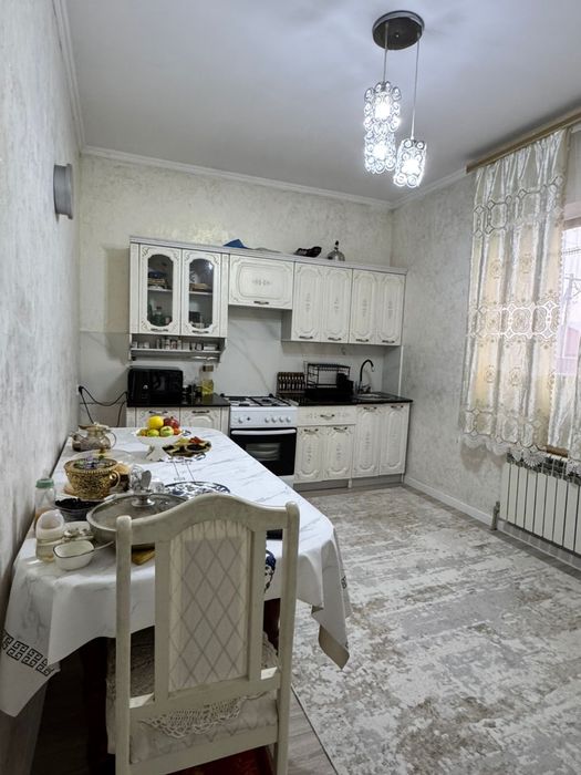 Продам двухэтажный дом