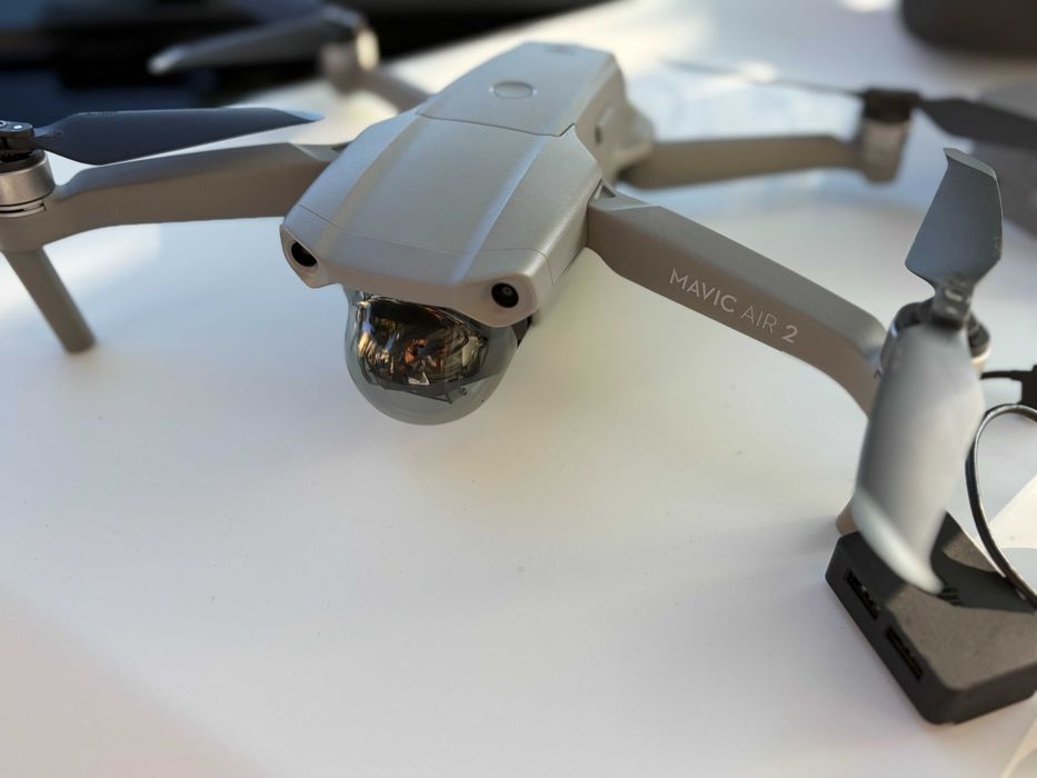 DJI Mavic Air 2 - Pachet complet (3 baterii, filtre ND, card 256GB, geantă)