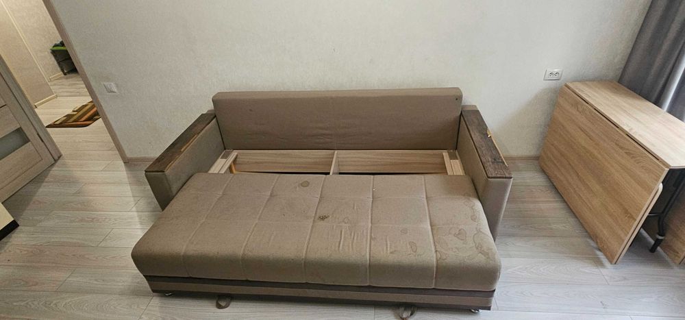 Продам раскладной диван