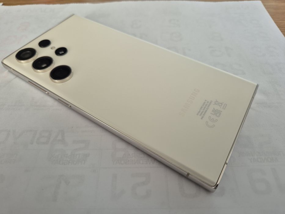 Samsung S23Ultra white  12/512
