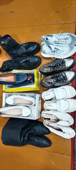 Продам женскую обувь