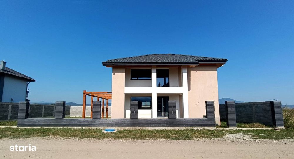 Casă individuală nouă în Cristian , 497 mp teren, 3 camere,comision0%