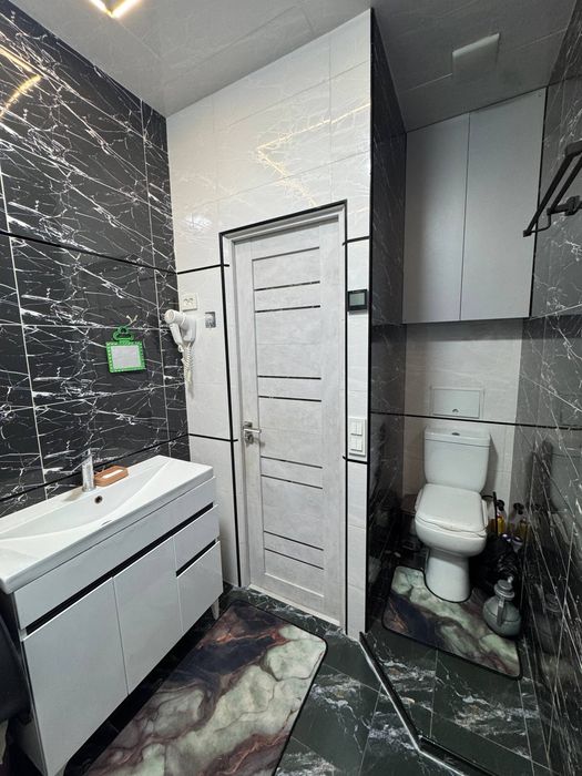 Uy sotiladi massiv 7