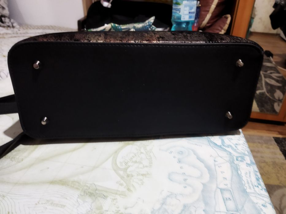 Дамска луксозна чанта