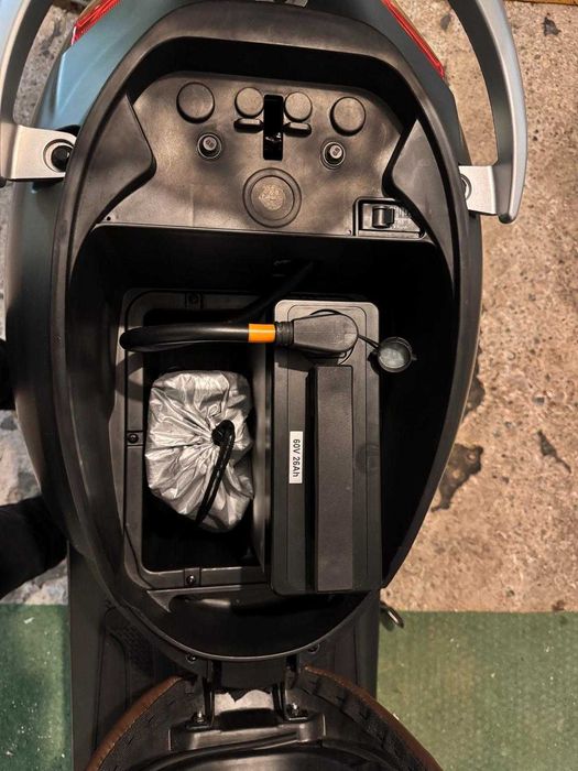 Scuter electric Bosch Wayel W2 – 2022, autonomie 60 km, fast charger