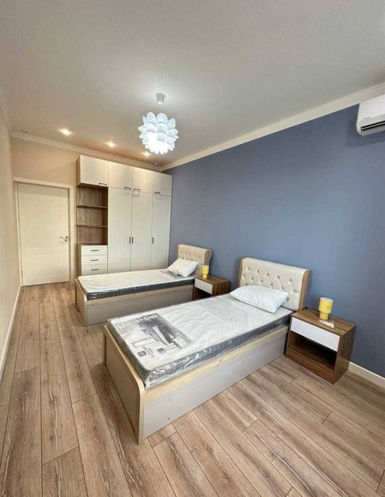 Golden hause 4 komt Mirabad