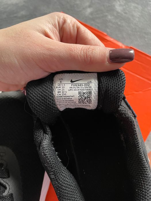 Дамски маратонки Nike