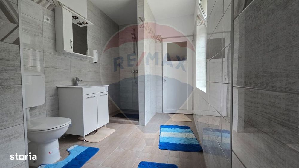 Casă / Vilă cu 3 camere de vânzare în zona Central