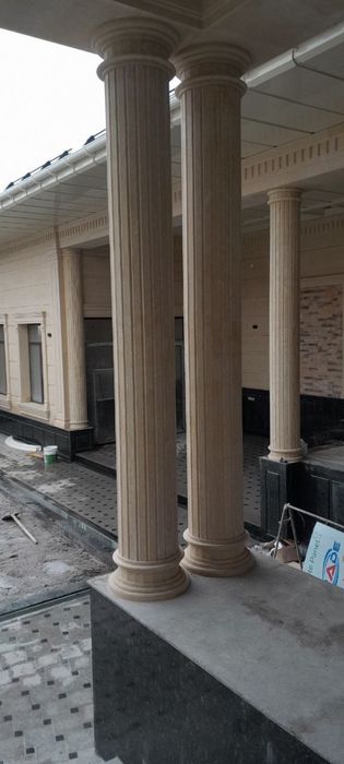 Цоклга ГРАНИТ Фасадга ТРАВЕРТИН тошлар ўрнатамиз. Стаж 16 йил