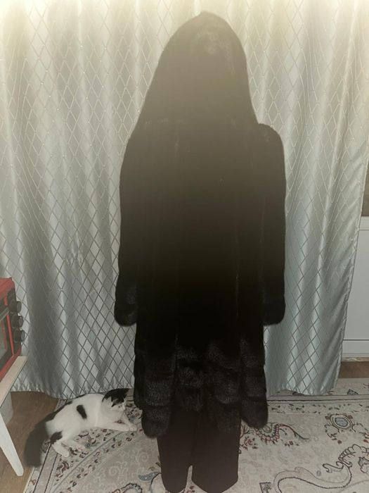 Продаётся норковая шуба