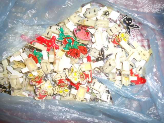 светещи значки различни модели