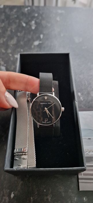 Часовник Steve Madden