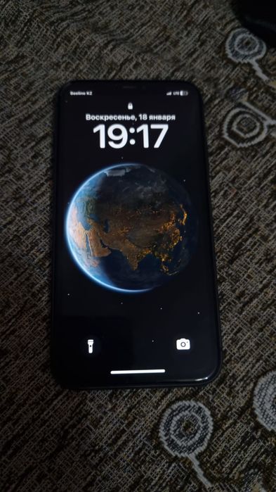 Срочно продам айфон 11