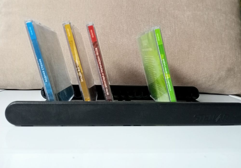 Полка для компакт-дисков