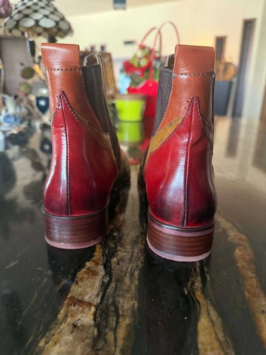 Предлагам страхотни боти от естествена кожа, като нови