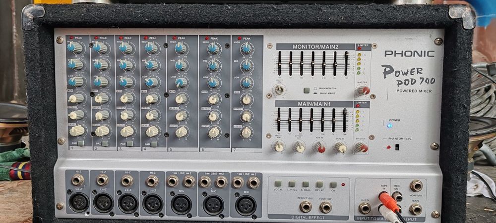 Amplificator mixer Phonic Pod 740