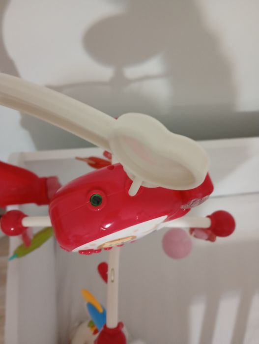 Звезден проектор въртележка за кошара, Пластмаса, Многоцветна