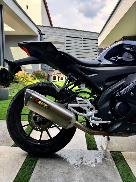 Yamaha R125 2024 Akrapovici