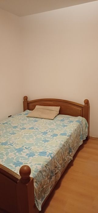 Închiriez o cameră  in apartament 4 camere