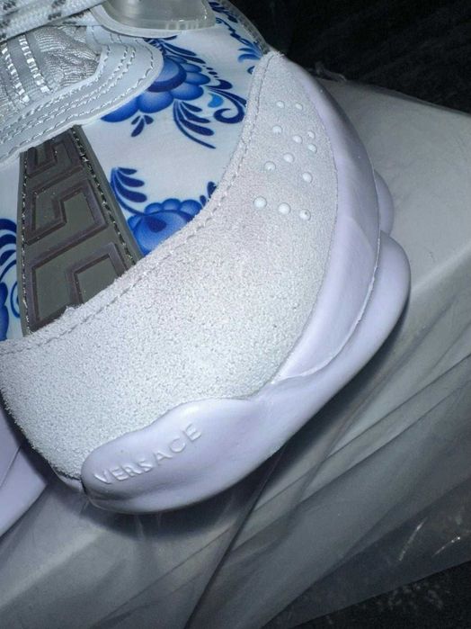 Adidași Versace Chain Reaction