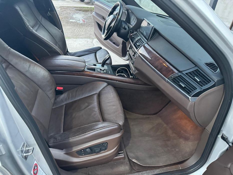 BMW X5 E70 4.4 twin turbo