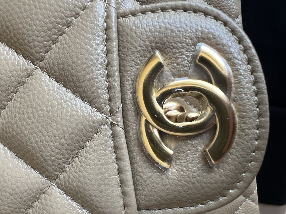 Geanta chanel 2.55 caviar grej