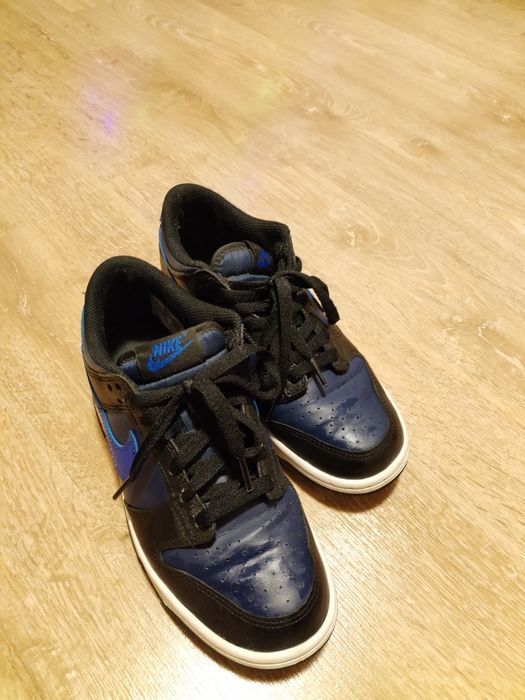 Vând pantofi Nike Dunk low
