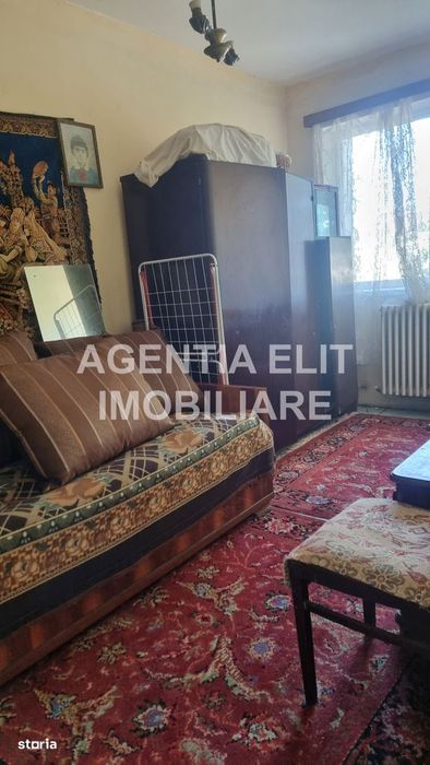 Apartament 3 camere, zona Colegiului Gheorghe Asachi