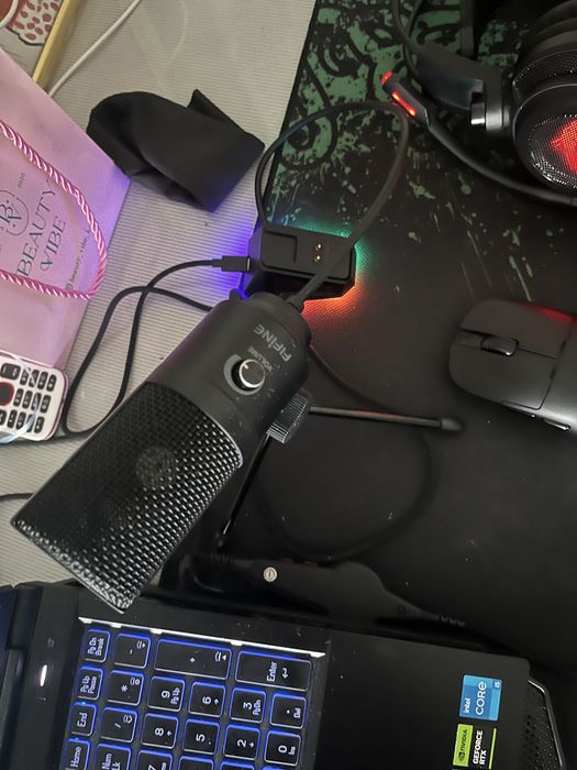 Игровой ноутбук продам.