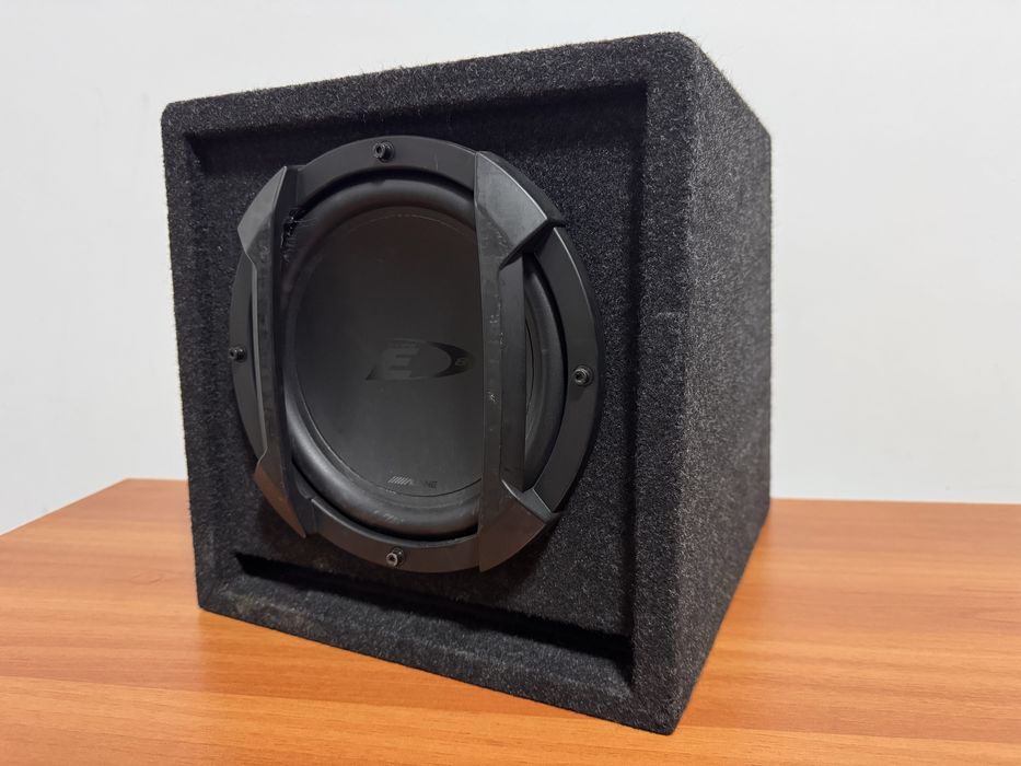 Subwoofer auto Alpine