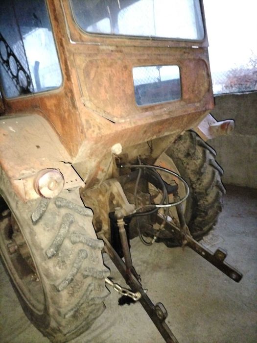 Tractor U650 în stare bună de funcționare