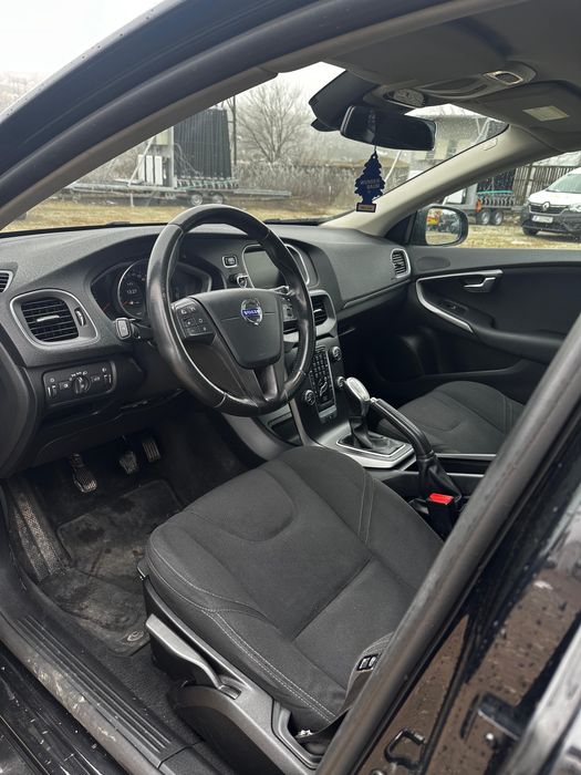 Volvo V40,D3 2.0Diesel