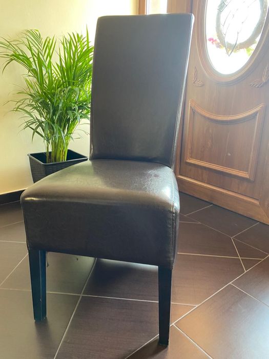 Set 8 scaune dining din lemn masiv si piele ecologica maro