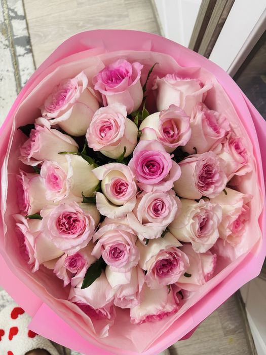 Цветы сегодняшня 25 штуков