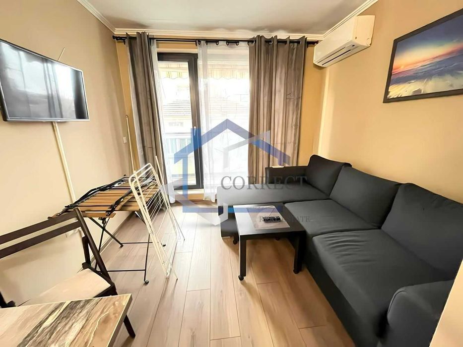 Дава се под наем Двустаен апартамент в Варна, Център - 55 кв.м за 433.5 € - Снимка #1