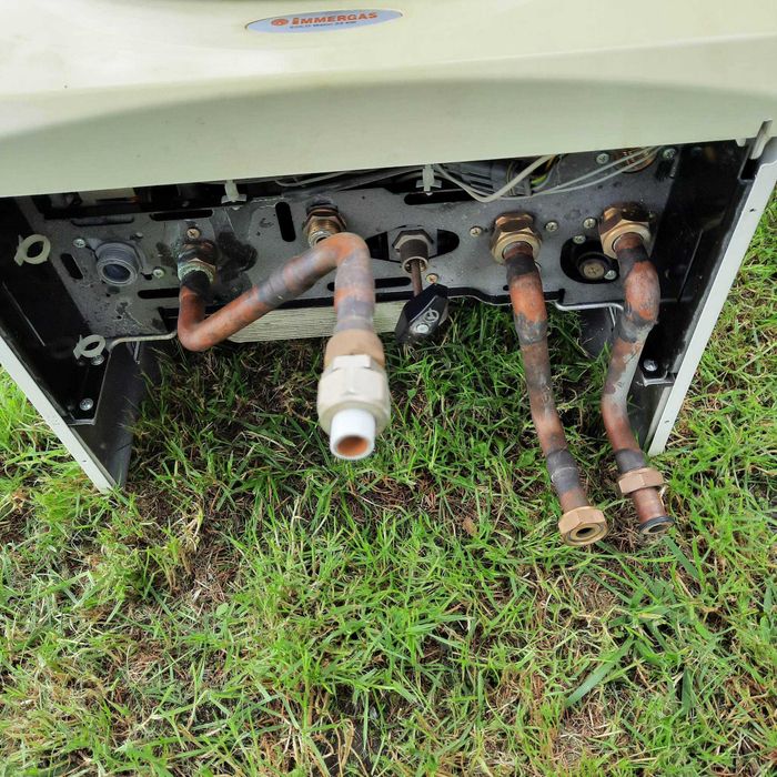 Продавам газов котел