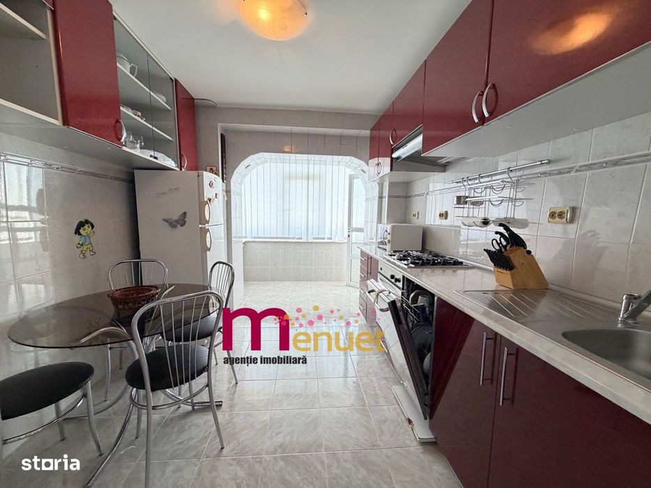 Apartament 3 camere,luminos,strada Victoriei