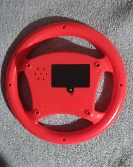 Волан за кола в червено, играчка за малко дете