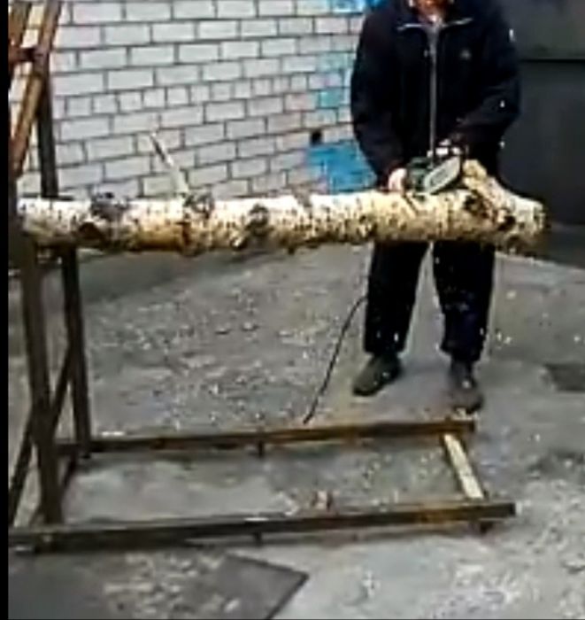 Пилю дрова, брёвна, шпалы