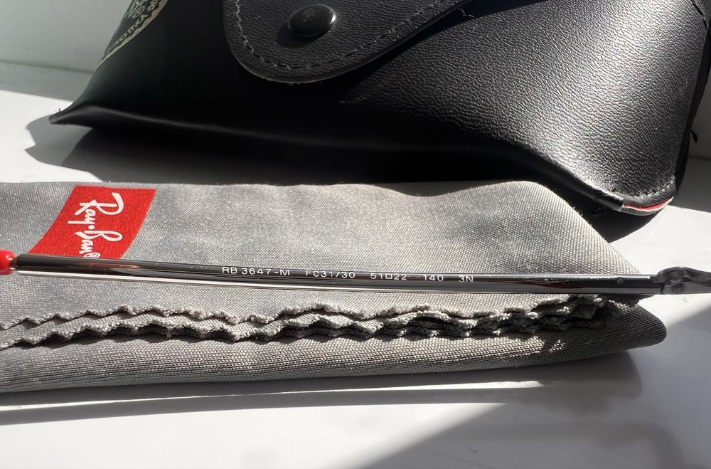 слънчеви очила RAY-BAN FERRARI