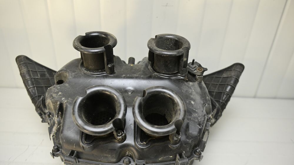 Honda VFR1200F 2010 Carcasa Filtru de aer Airbox