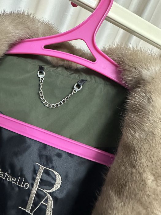 Пуховик с норковым воротником