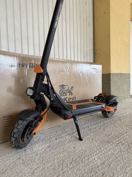 Продавам ел. тротинетка Kukirin G2 Max 2025