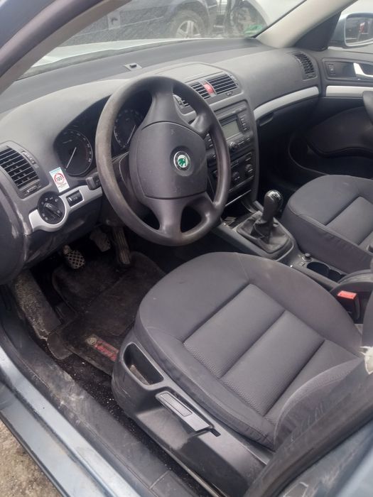 Dezmembrez Skoda Octavia 2