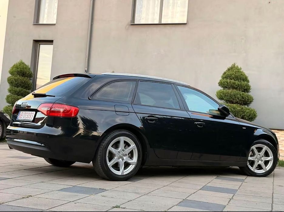 Audi A4 2013 S-line 2.0 Diesel 150 CP 170.000 Kilometri Reali R.A.R Efectuat