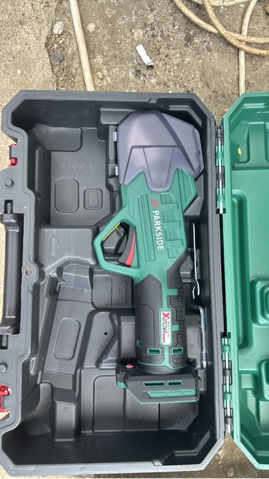 Foarfeca electrica de crengi Parkside 20V (X20V Team) cu valiza, NOUA
